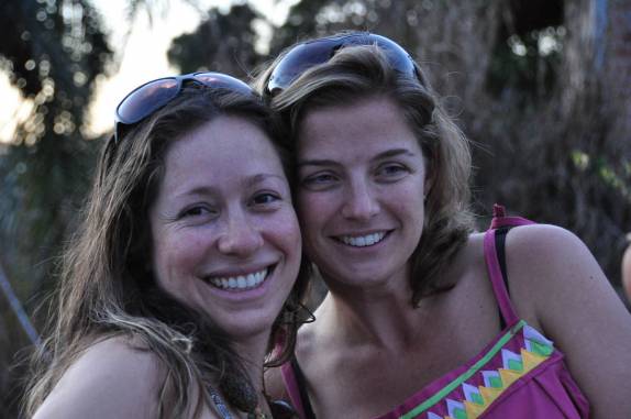 Com a amiga Cris em Curitiba, no Paraná